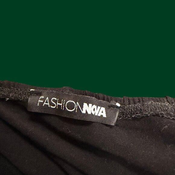 🖤 Fashion Nova Off-Shoulder Ruffle Black Bodysuit (Size M) - Picture 5 of 6